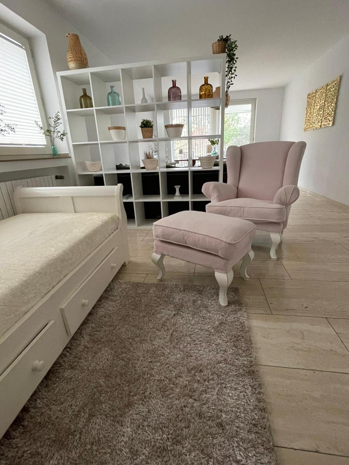 Apartment Ideale In Duesseldorf-nord *