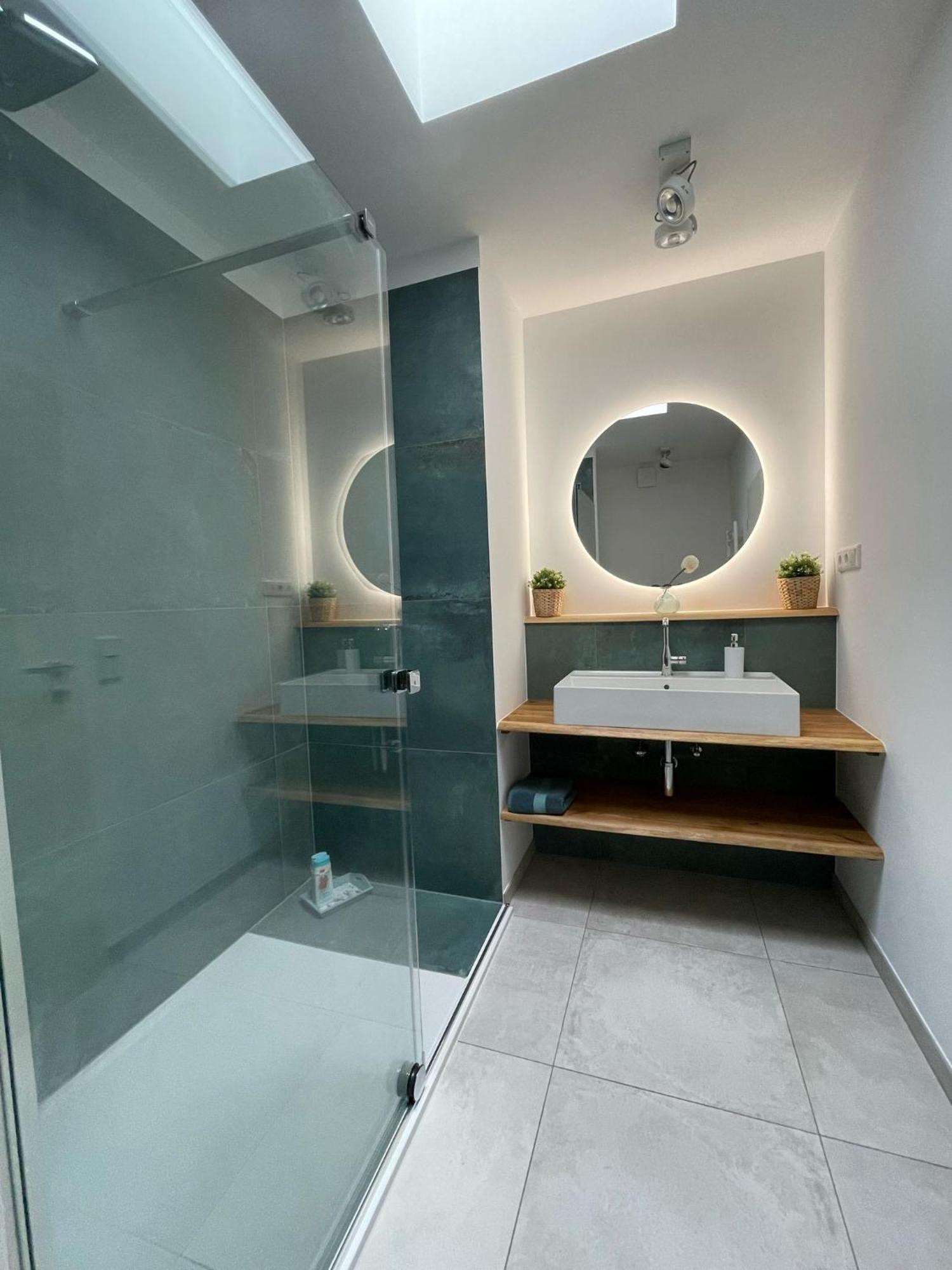 Apartment Ideale In Duesseldorf-nord Dusseldorf